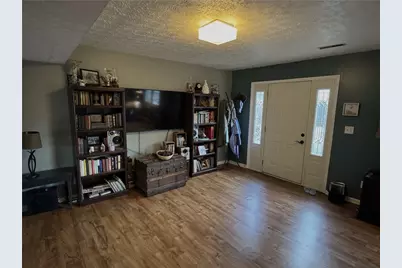 126 W Van Lake Drive, Vandalia, OH 45377 - Photo 8