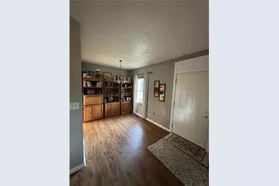 126 W Van Lake Drive, Vandalia, OH 45377 - Photo 6