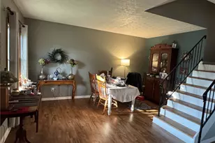 126 W Van Lake Dr, Vandalia, OH 45377 - Photo 4