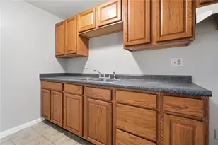 7309 Maringo Dr, Huber Heights, OH 45424 - Photo 14
