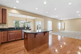 114 Shoemaker Ln, Vandalia, OH 45377 - Photo 12