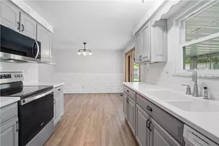 7315 Colegrove Dr, Huber Heights, OH 45424 - Photo 22