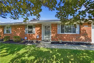 7315 Colegrove Dr, Huber Heights, OH 45424 - Photo 2