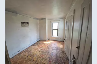 1027 W Riverview Avenue, Dayton, OH 45402 - Photo 32