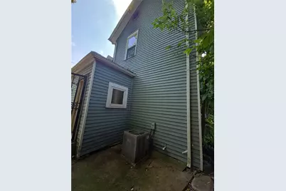 1027 W Riverview Avenue, Dayton, OH 45402 - Photo 6