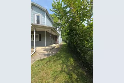 1027 W Riverview Avenue, Dayton, OH 45402 - Photo 2