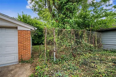 804 Oakleaf Drive, Dayton, OH 45417 - Photo 44