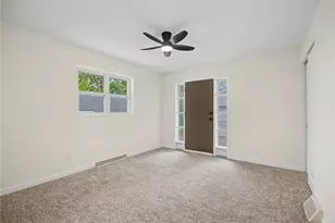 804 Oakleaf Dr, Dayton, OH 45417 - Photo 18