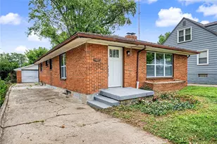 804 Oakleaf Dr, Dayton, OH 45417 - Photo 1
