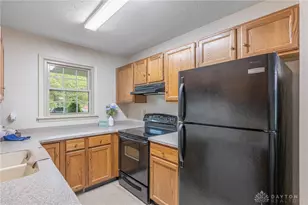 3143 Kerry Dr, Beavercreek, OH 45434 - Photo 6