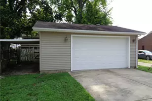 135 N Plum St, Germantown, OH 45327 - Photo 4