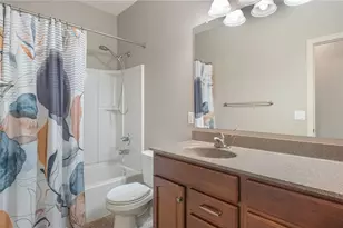 10138 Benham Dr, Washington Twp, OH 45458 - Photo 18