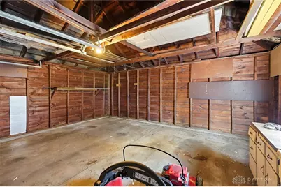 121 E Main Street, West Carrollton, OH 45449 - Photo 30