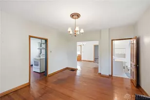 121 E Main St, West Carrollton, OH 45449 - Photo 10