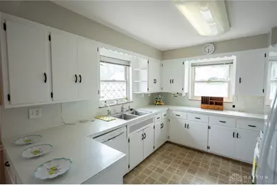 525 Shroyer Road, Dayton, OH 45419 - Photo 12