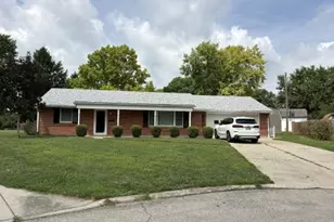 3040 Viewcrest Pl, Kettering, OH 45420 - Photo 1
