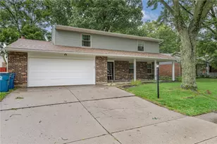 8930 Willowgate Ln, Huber Heights, OH 45424 - Photo 1