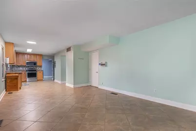 8930 Willowgate Lane, Huber Heights, OH 45424 - Photo 16