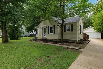 407 W Lomar Avenue, Carlisle, OH 45005 - Photo 2
