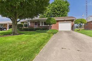 113 Parkside Dr, Greenville, OH 45331 - Photo 2