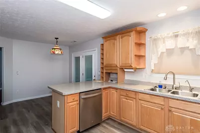 1295 Candlelite Lane, Fairborn, OH 45324 - Photo 18