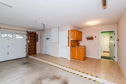 1295 Candlelite Lane, Fairborn, OH 45324 - Photo 40