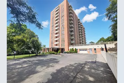 2230 S Patterson Boulevard #51, Dayton, OH 45409 - Photo 2