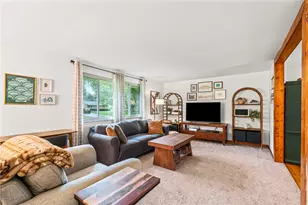 1310 Old Country Ln, Dayton, OH 45414 - Photo 6