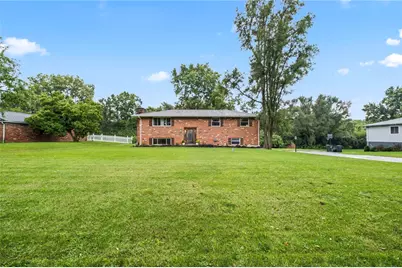 1310 Old Country Lane, Dayton, OH 45414 - Photo 1