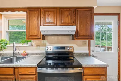 1310 Old Country Lane, Dayton, OH 45414 - Photo 12