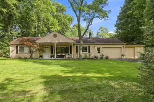 29 W Blossom Hill Rd, West Carrollton, OH 45449 - Photo 1