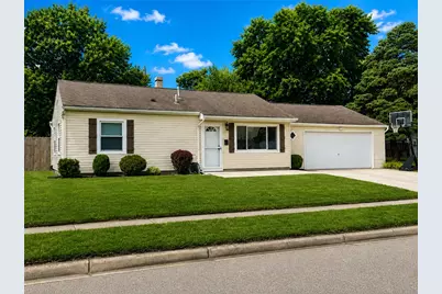 814 Bristol Drive, Vandalia, OH 45377 - Photo 1