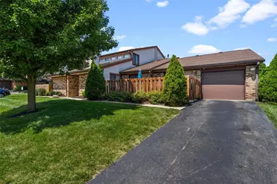 9561 Arboridge Lane, Miamisburg, OH 45342 - Photo 4