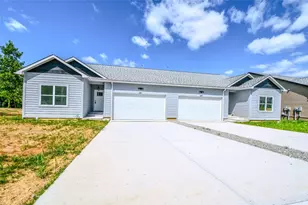 685 Waldsmith Way, Vandalia, OH 45377 - Photo 1