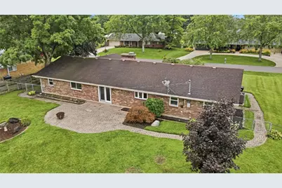 2372 Banyon Drive, Beavercreek, OH 45431 - Photo 2