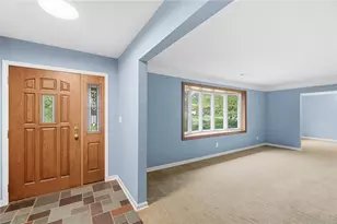 2372 Banyon Dr, Beavercreek, OH 45431 - Photo 8