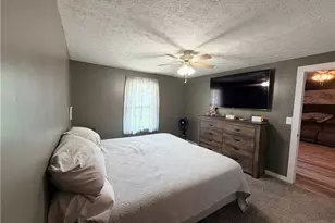 6068 Shull Rd, Huber Heights, OH 45424 - Photo 14