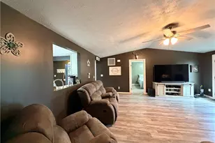 6068 Shull Rd, Huber Heights, OH 45424 - Photo 12