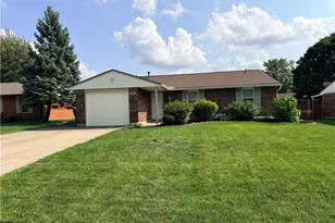 6068 Shull Rd, Huber Heights, OH 45424 - Photo 1