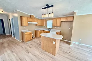 1814 Summit St, Springfield, OH 45503 - Photo 6