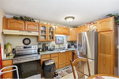 7301 Stonehurst Drive, Dayton, OH 45424 - Photo 4