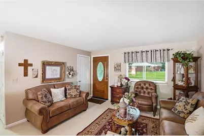 7301 Stonehurst Drive, Dayton, OH 45424 - Photo 2
