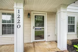1220 Sunset Dr, Englewood, OH 45322 - Photo 6
