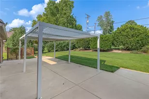 9010 S Normandy Ln, Dayton, OH 45458 - Photo 24