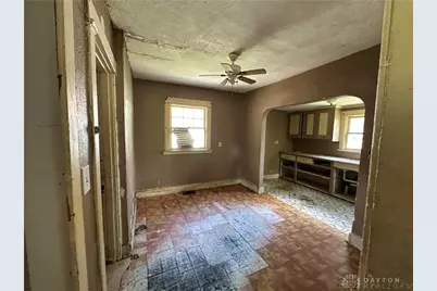 124 S West End Avenue, Dayton, OH 45417 - Photo 16