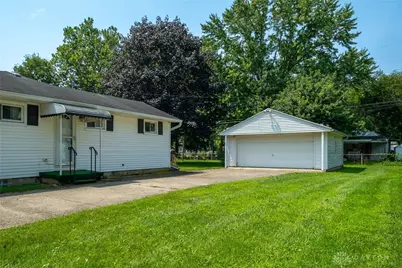 241 Hypathia Avenue, Dayton, OH 45404 - Photo 8
