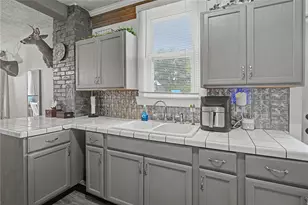 219 Orange St, Urbana, OH 43078 - Photo 12