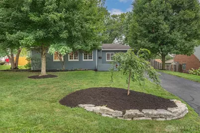 125 Napoleon Drive, Dayton, OH 45429 - Photo 32