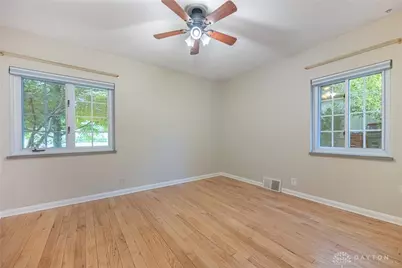 125 Napoleon Drive, Dayton, OH 45429 - Photo 14