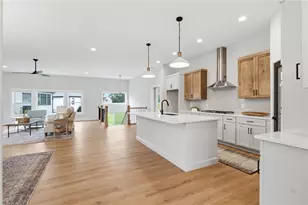 9333 Rochelle Ln, Clear Creek Township, OH 45458 - Photo 14